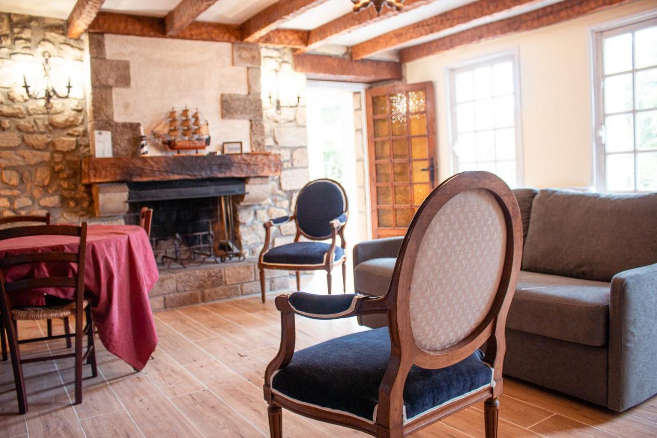 Maison Vue Sur Les Alignements De - Les Glycines Holiday home